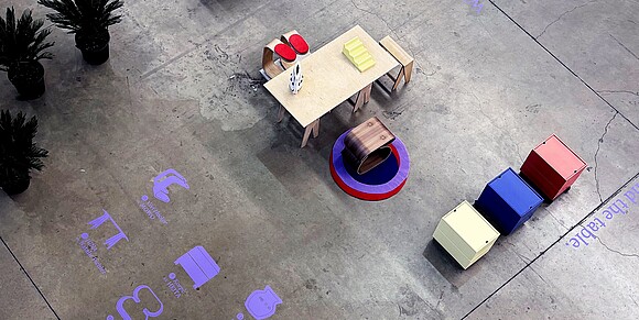 Ansicht von oben auf Design Everyday Connect Ausstellung bei Home Depot Messe