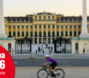 Flyer REG26 mit Schloss Schönbrunn